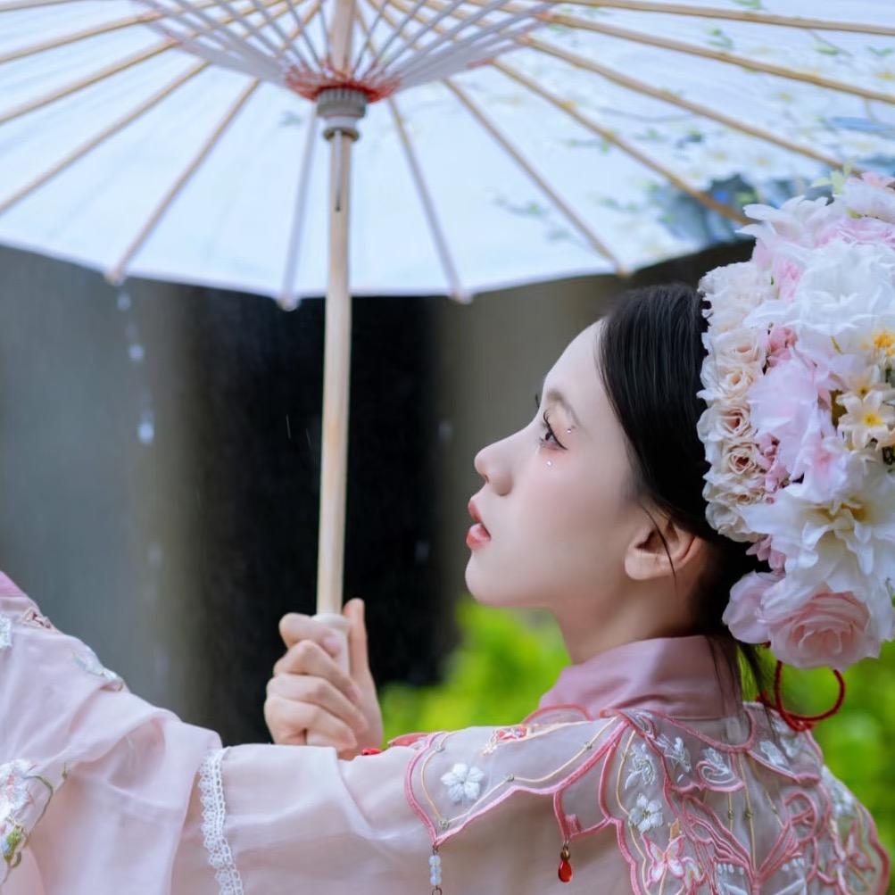 小贤爱吃玩～