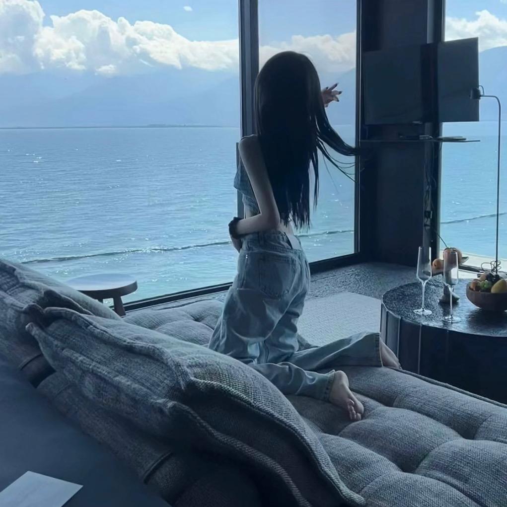 Zhou阿周.