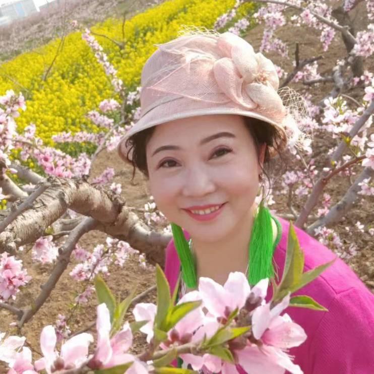 王茜（63年玉兔）