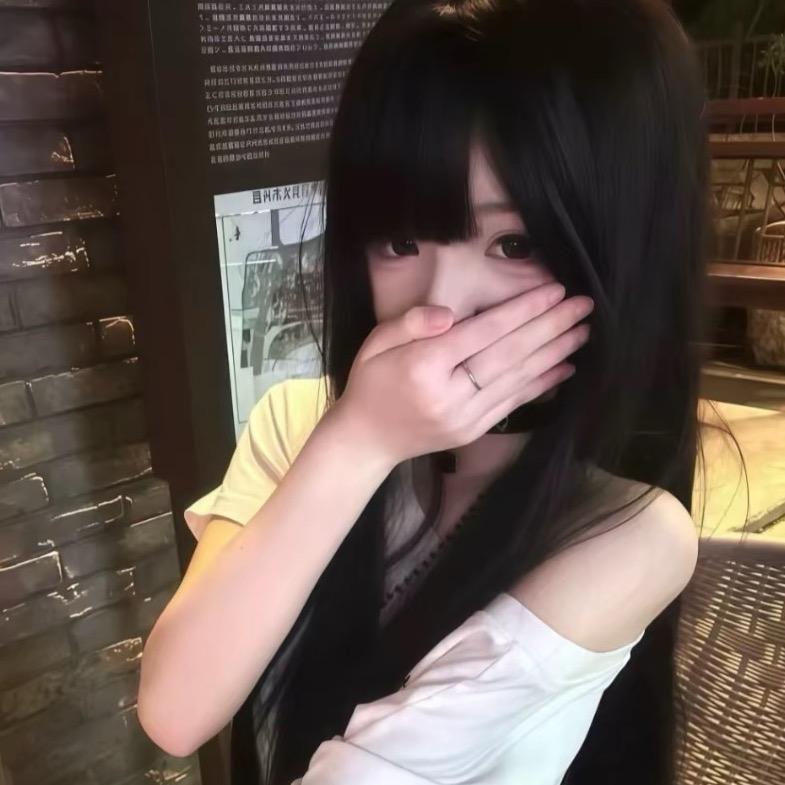 YUYU.