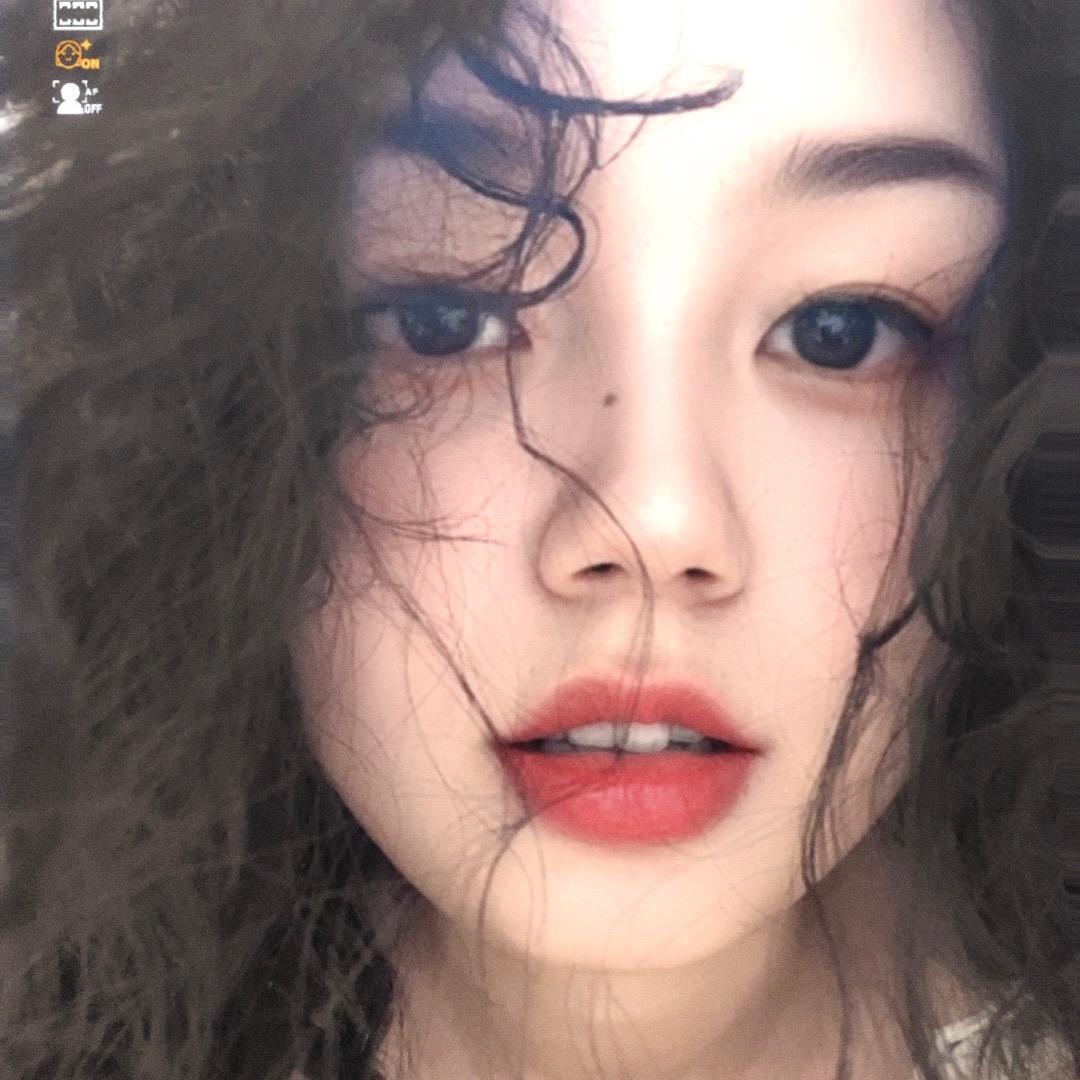 👣鱼七七