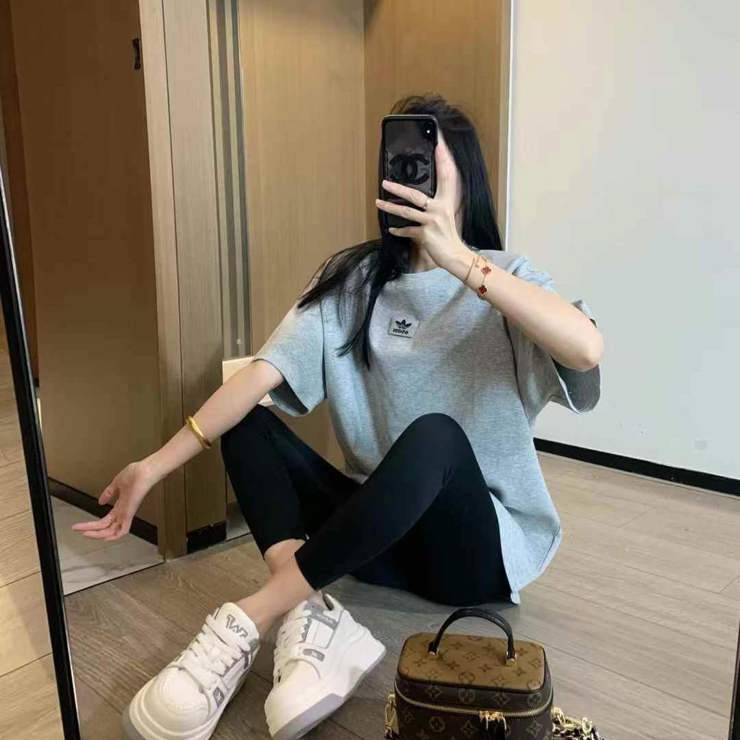 尚丽依舍女装店