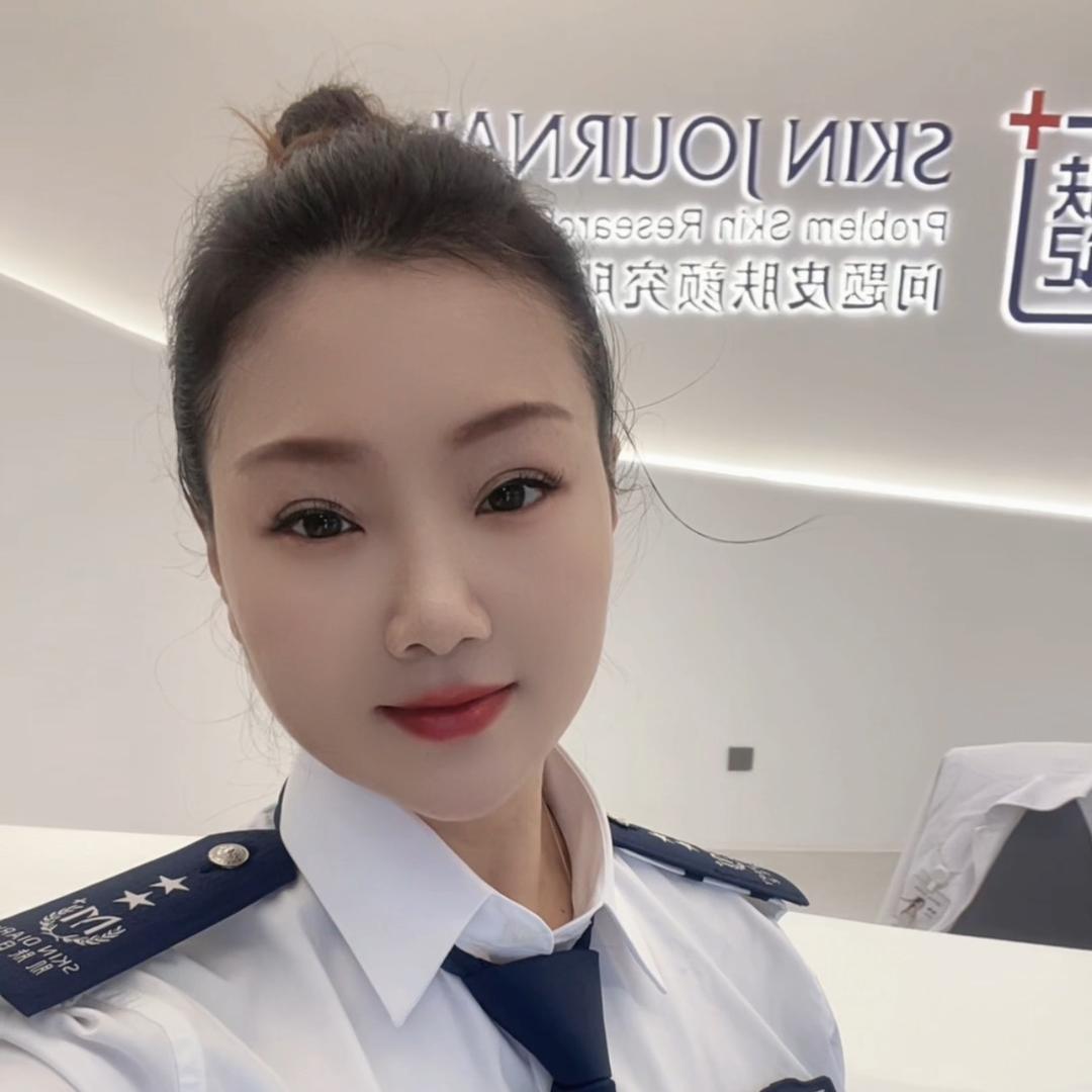 霞姐专注无尴尬夏日白白肌