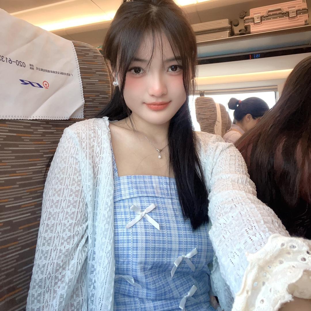 清溪妈生皮肌肤设计师（静儿）