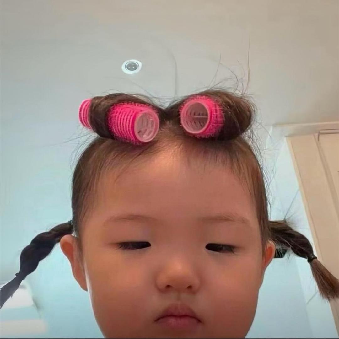 嘉嘉.