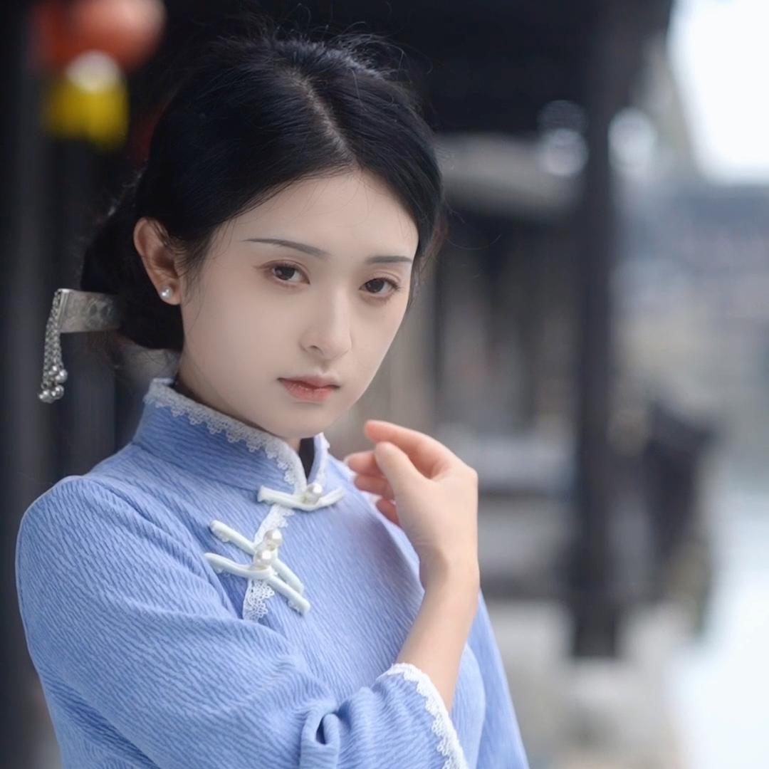 她来了 复古馆～