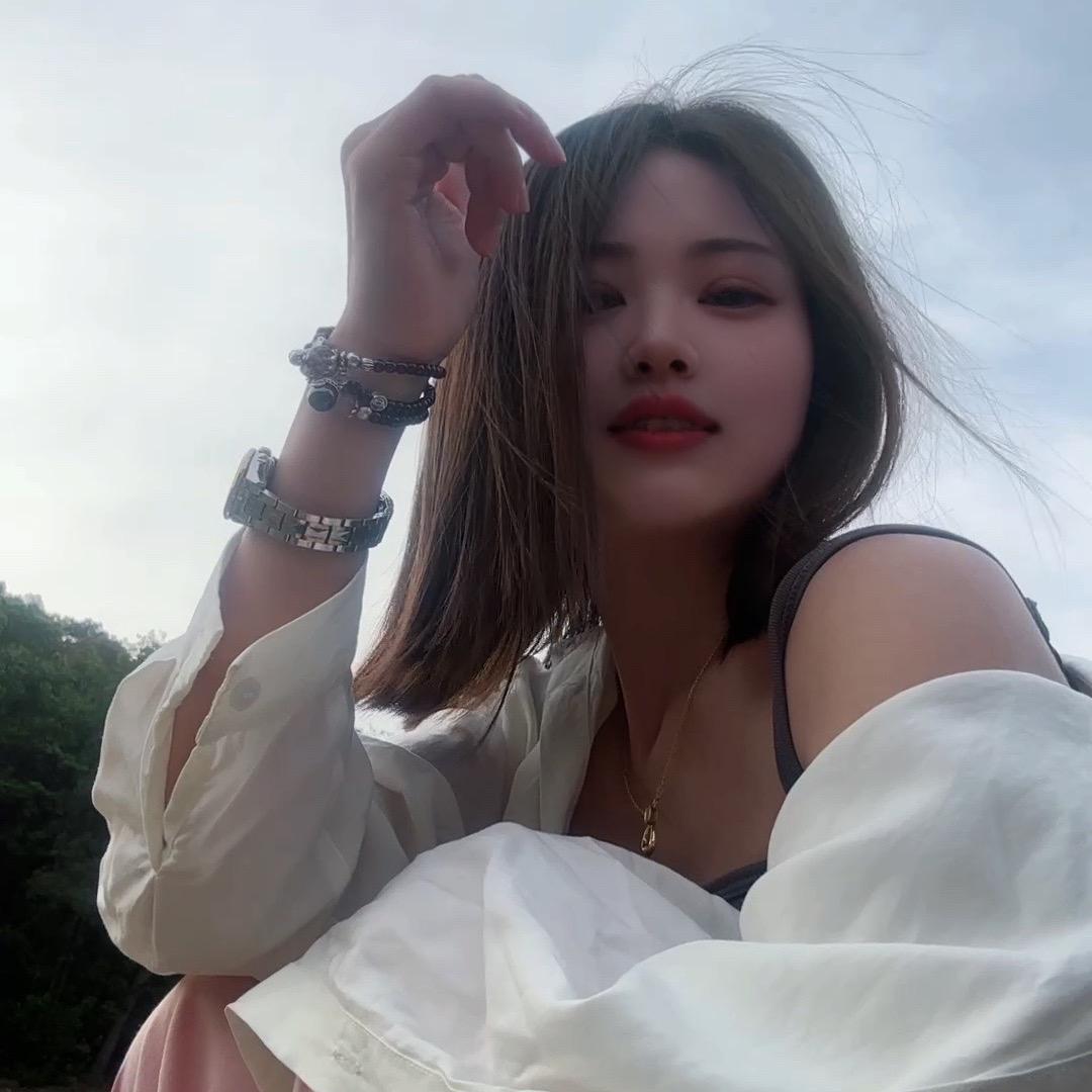 潇潇L