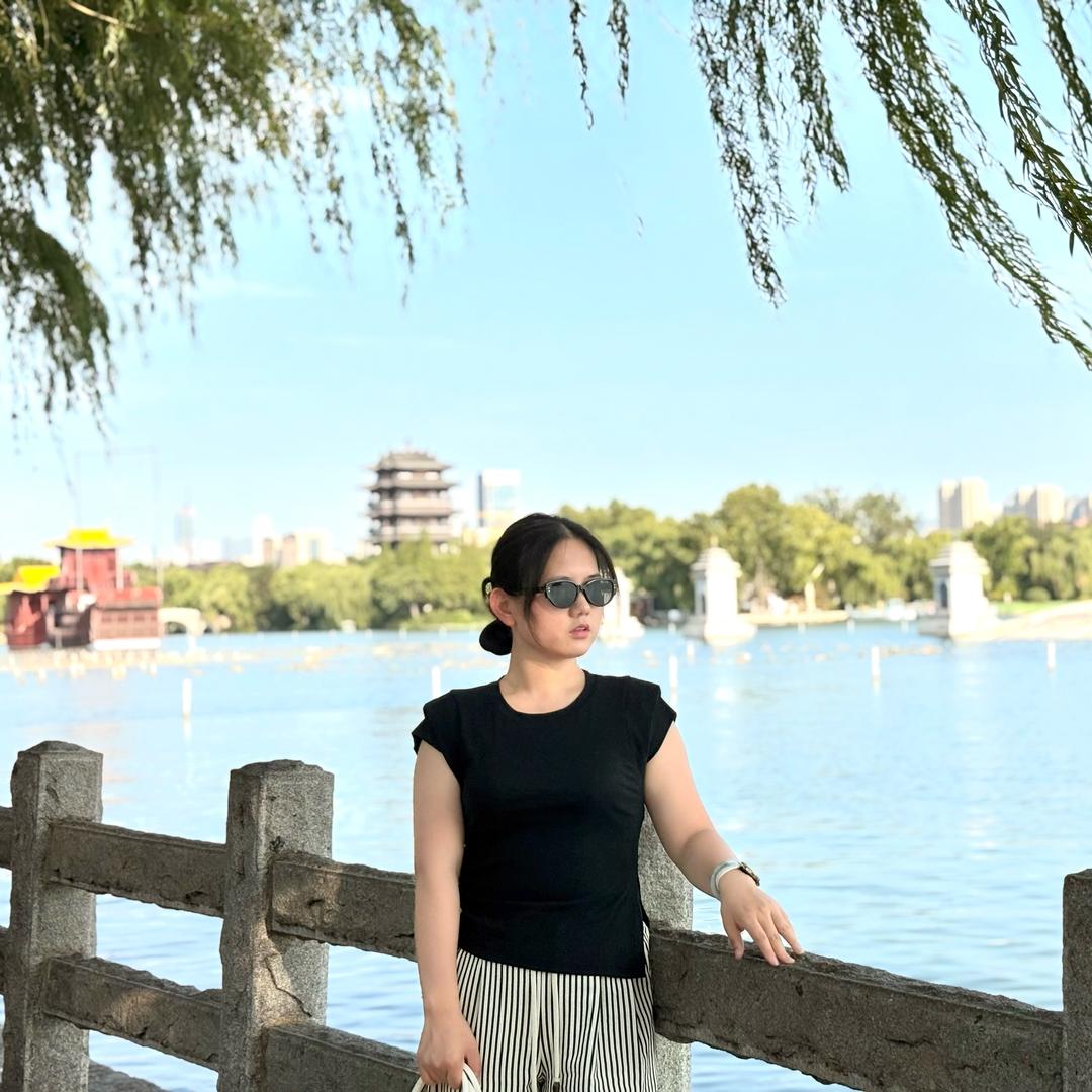 是赟yun 呀。