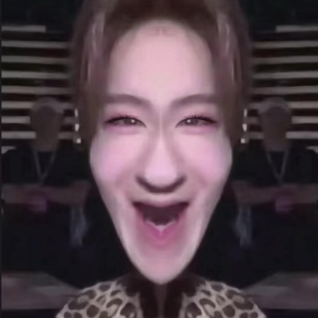 对我而言可爱的她