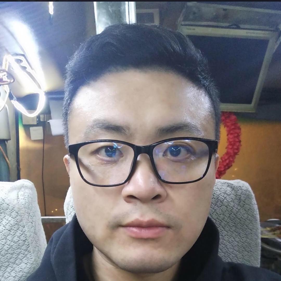 Lee李