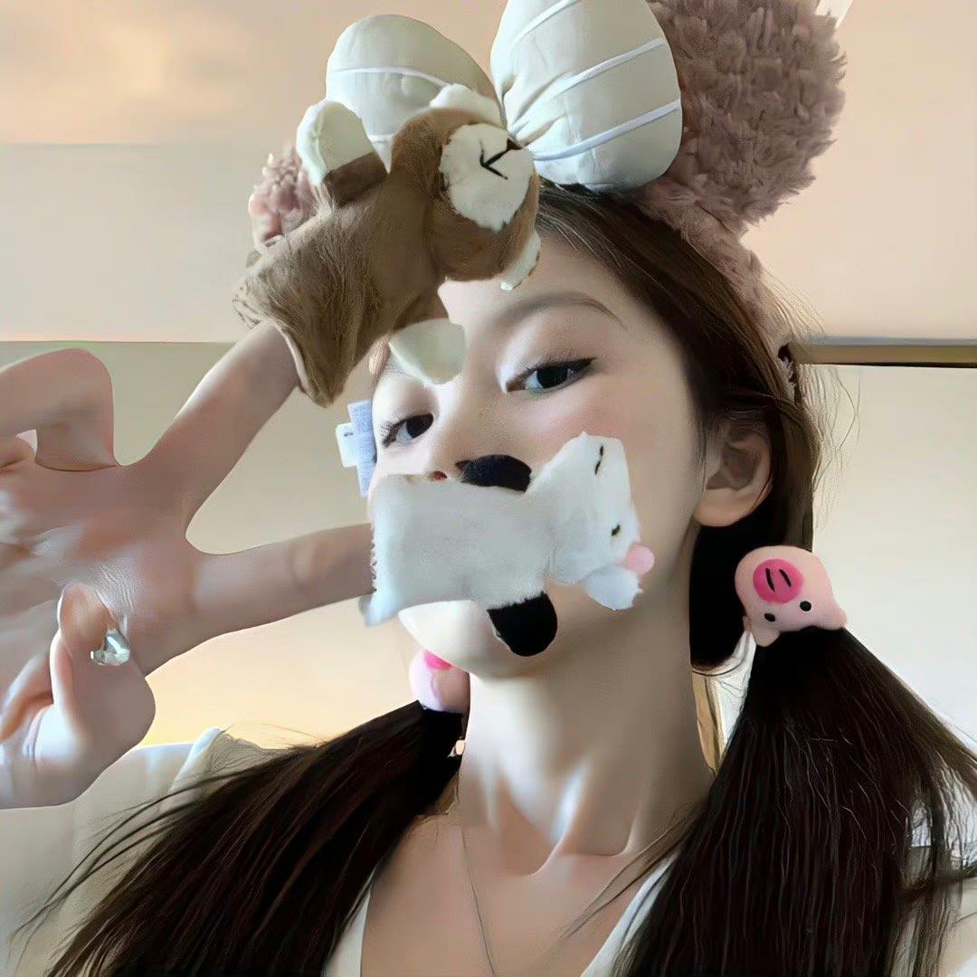 莉莉安.