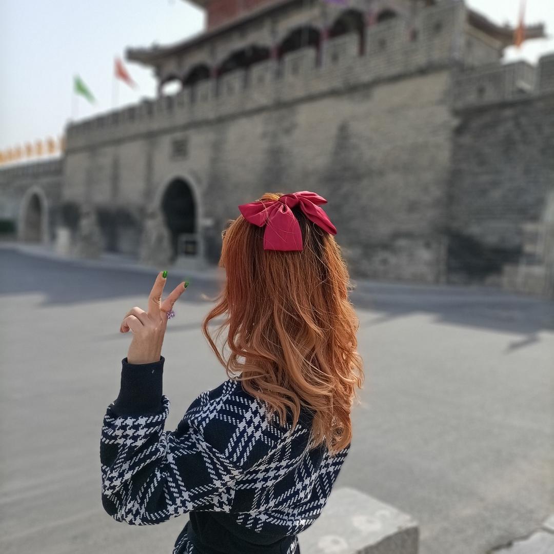 还是叫我阿姨吧💋🍒💕💄 at