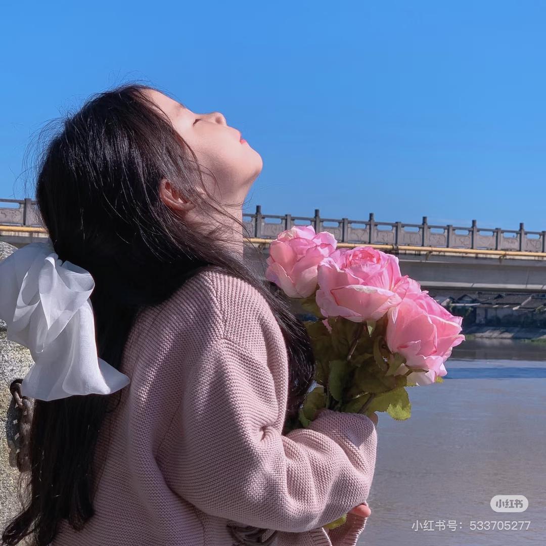 胡靓