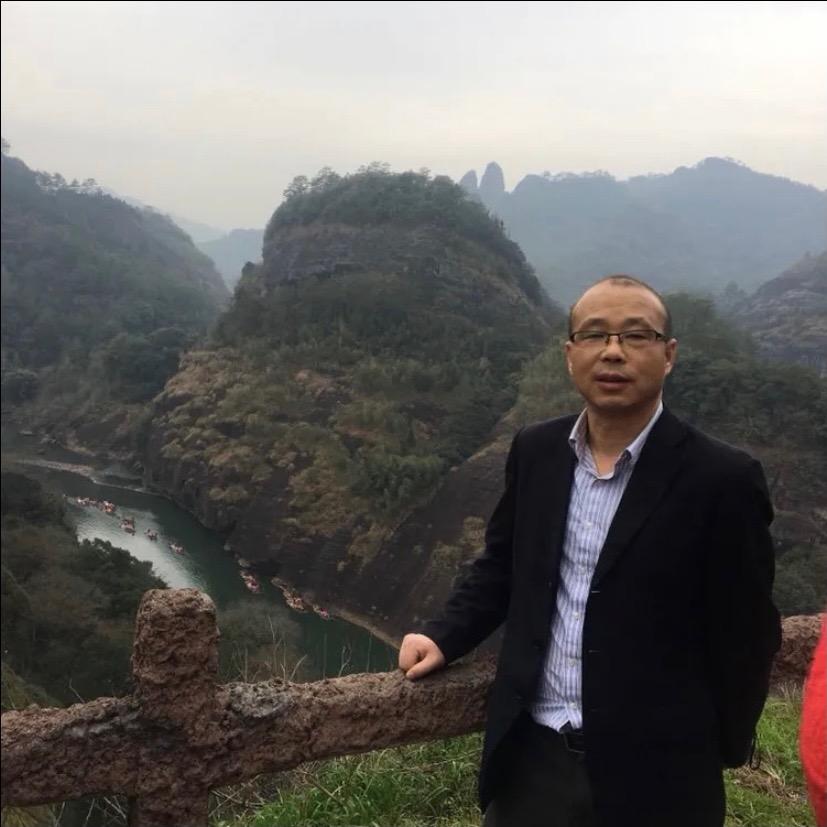 卖包材的春歌