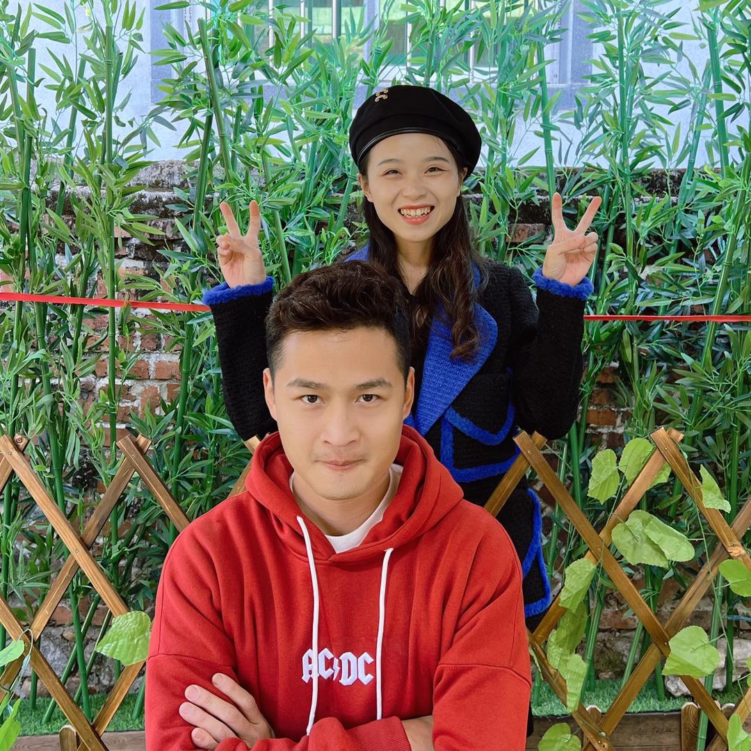 张小龙和小芳