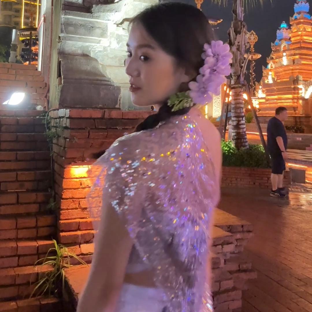 婷仔爱吃🍇（努力暴富版）