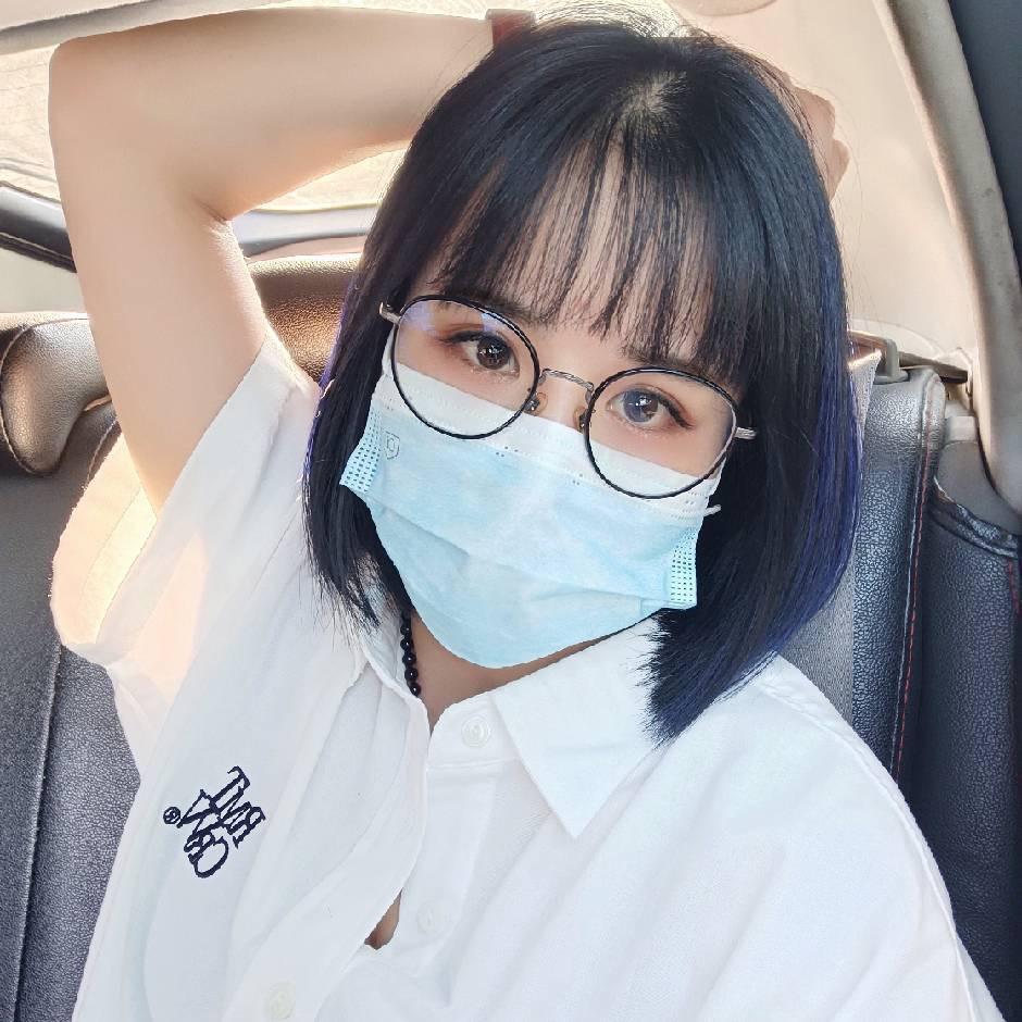 是小虎牙呀