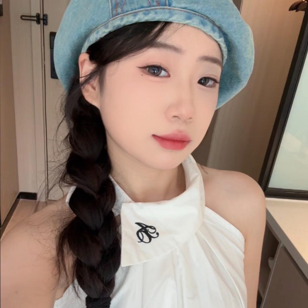 百变依依