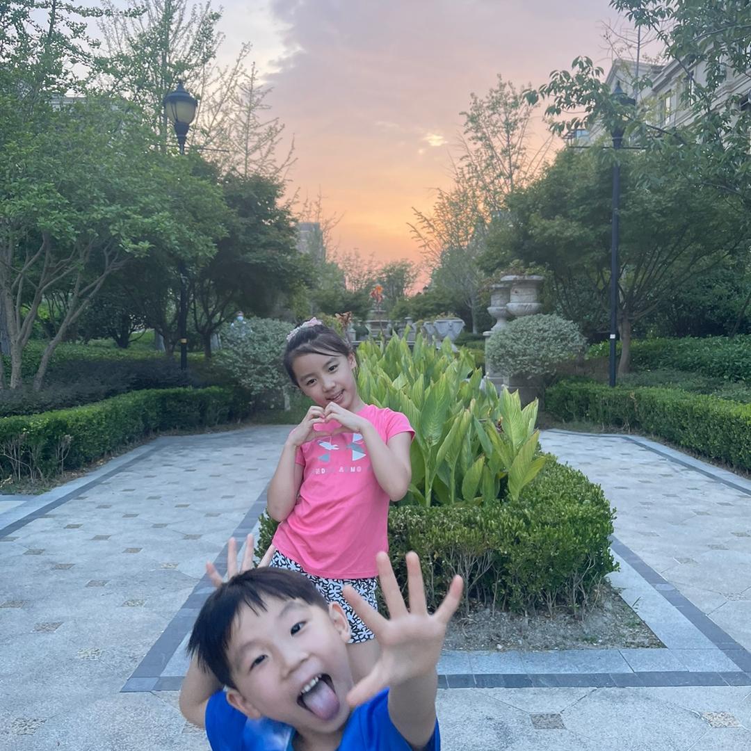 不认真烤串的编剧