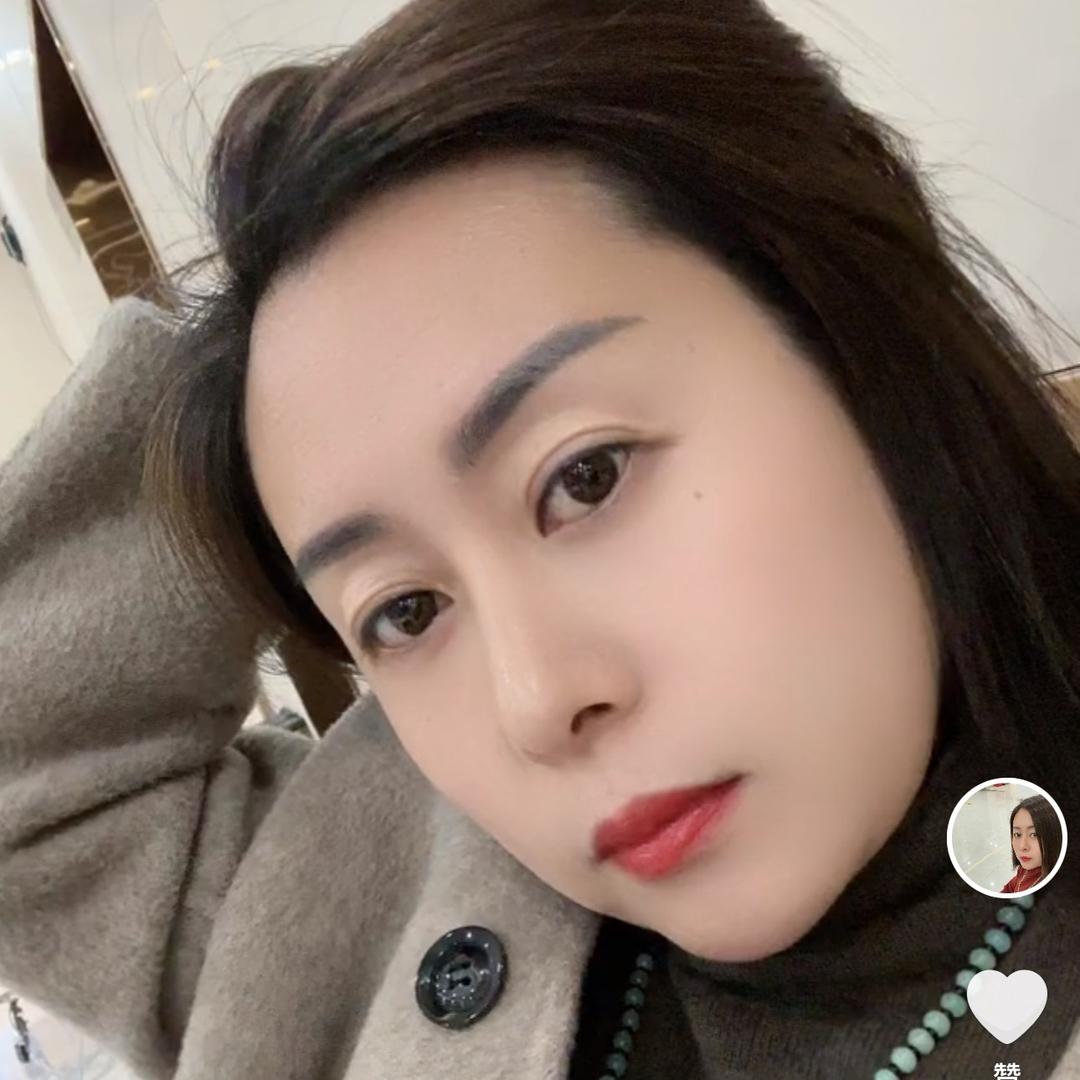 偶喜欢💄的颜色