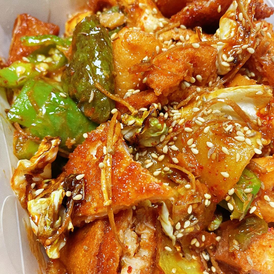 田田炸货铺