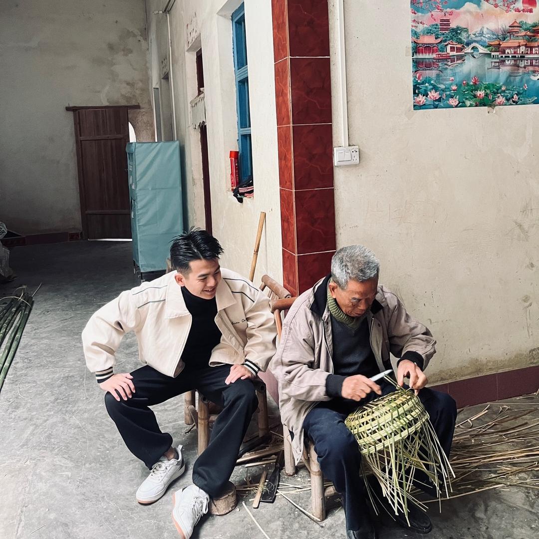 尉向前☄️