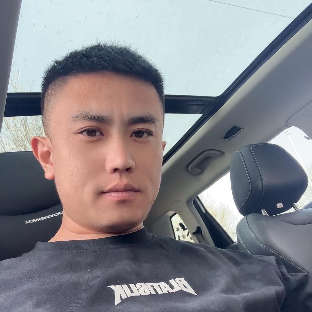 小顾同学👨‍🎓