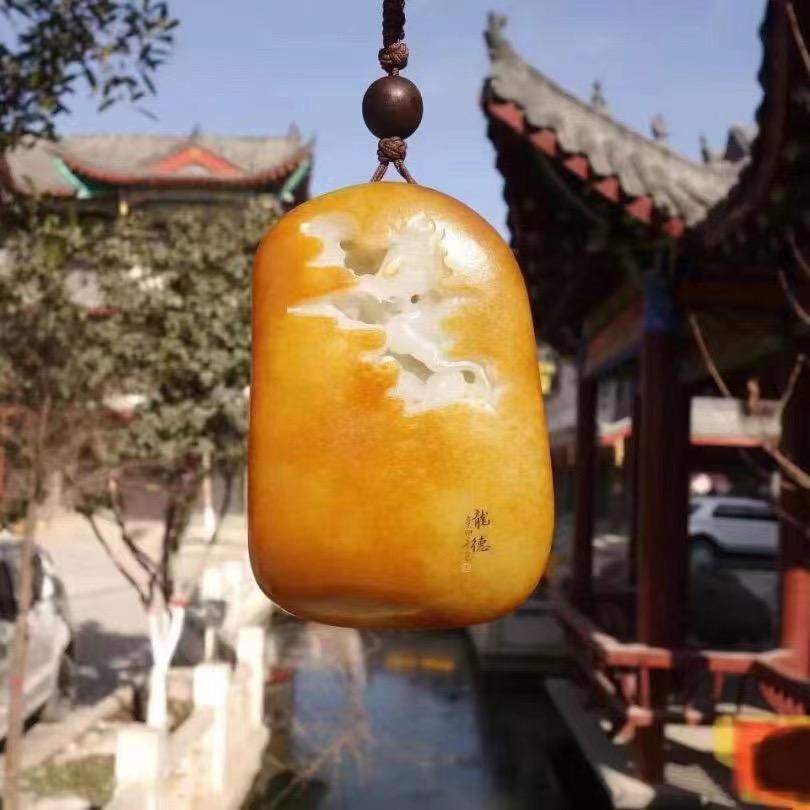 玉见和田玉彤彤