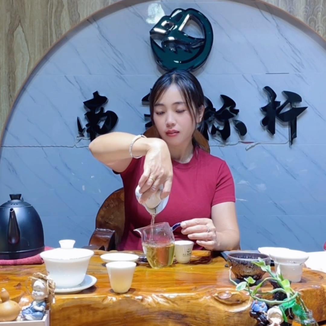 用户冰岛湖，南等标杆7640927580