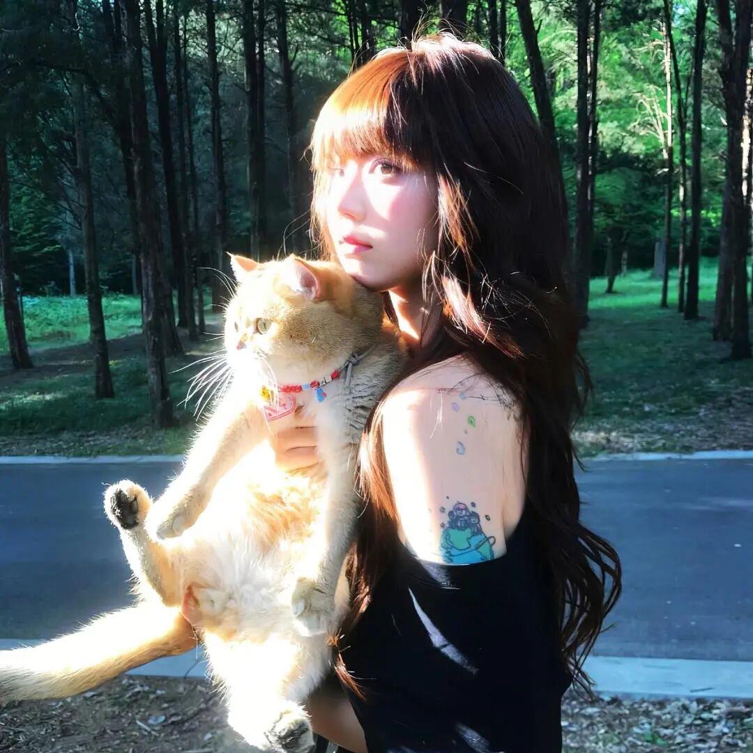 八十岁摇滚辣妹.