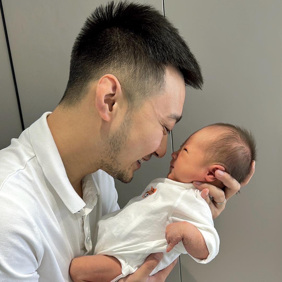好哥爸爸