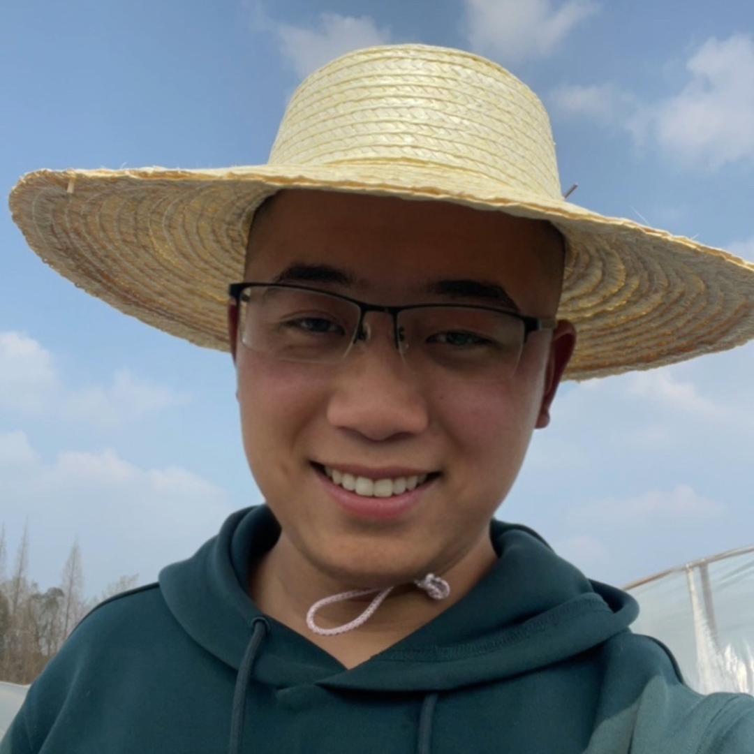 草帽弟的苗木生活