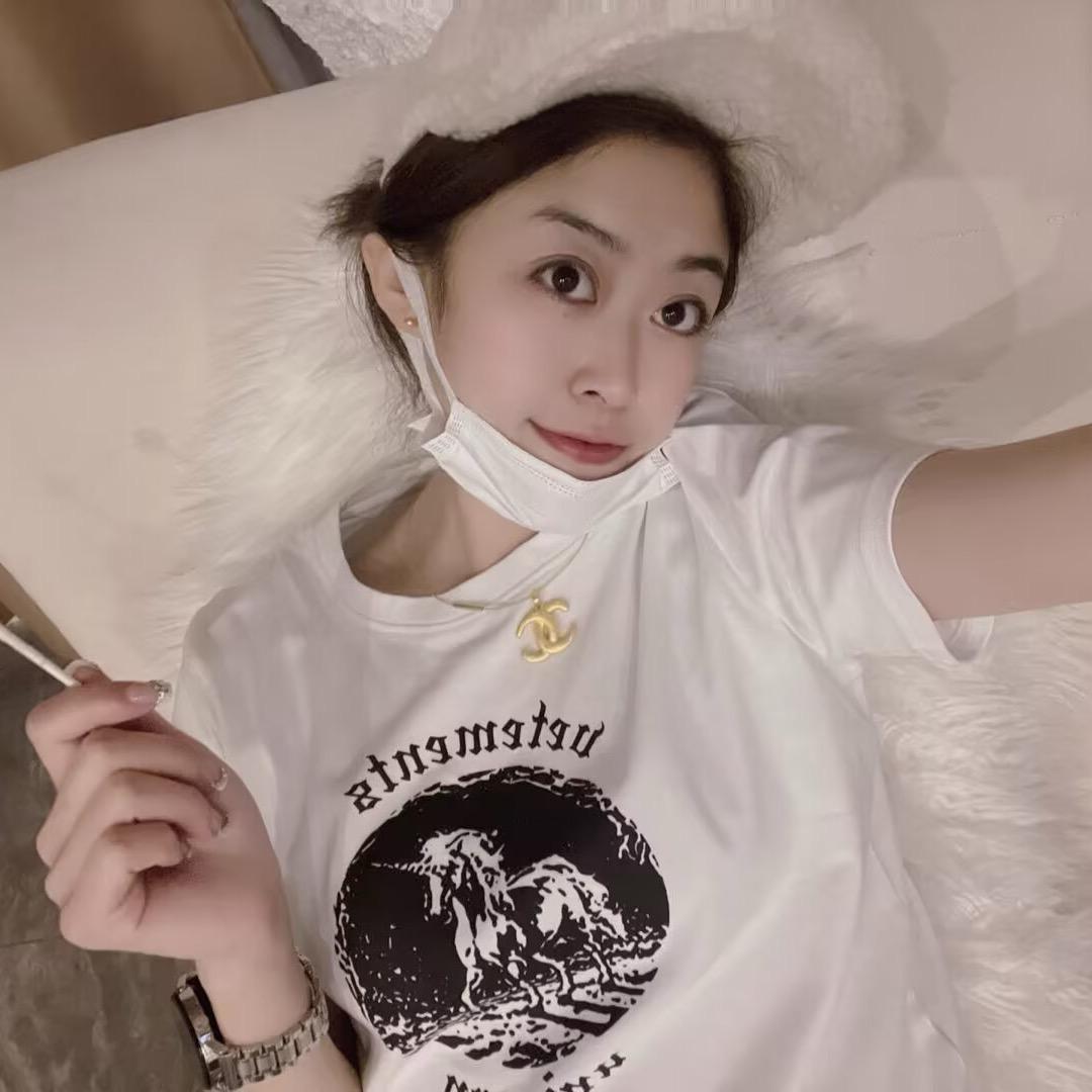 小悦吃不饱(李格子)