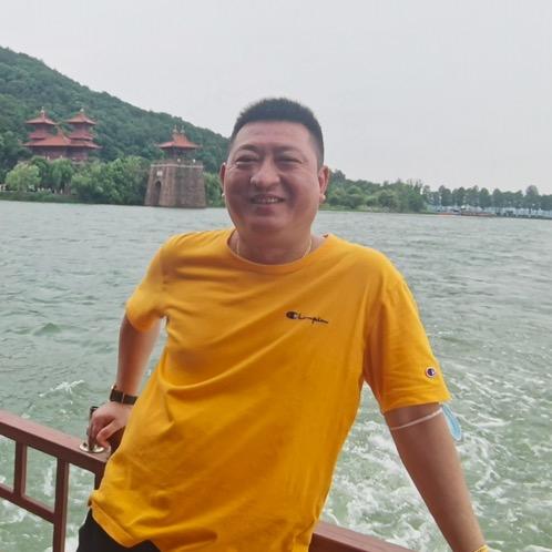 黄毛爷叔