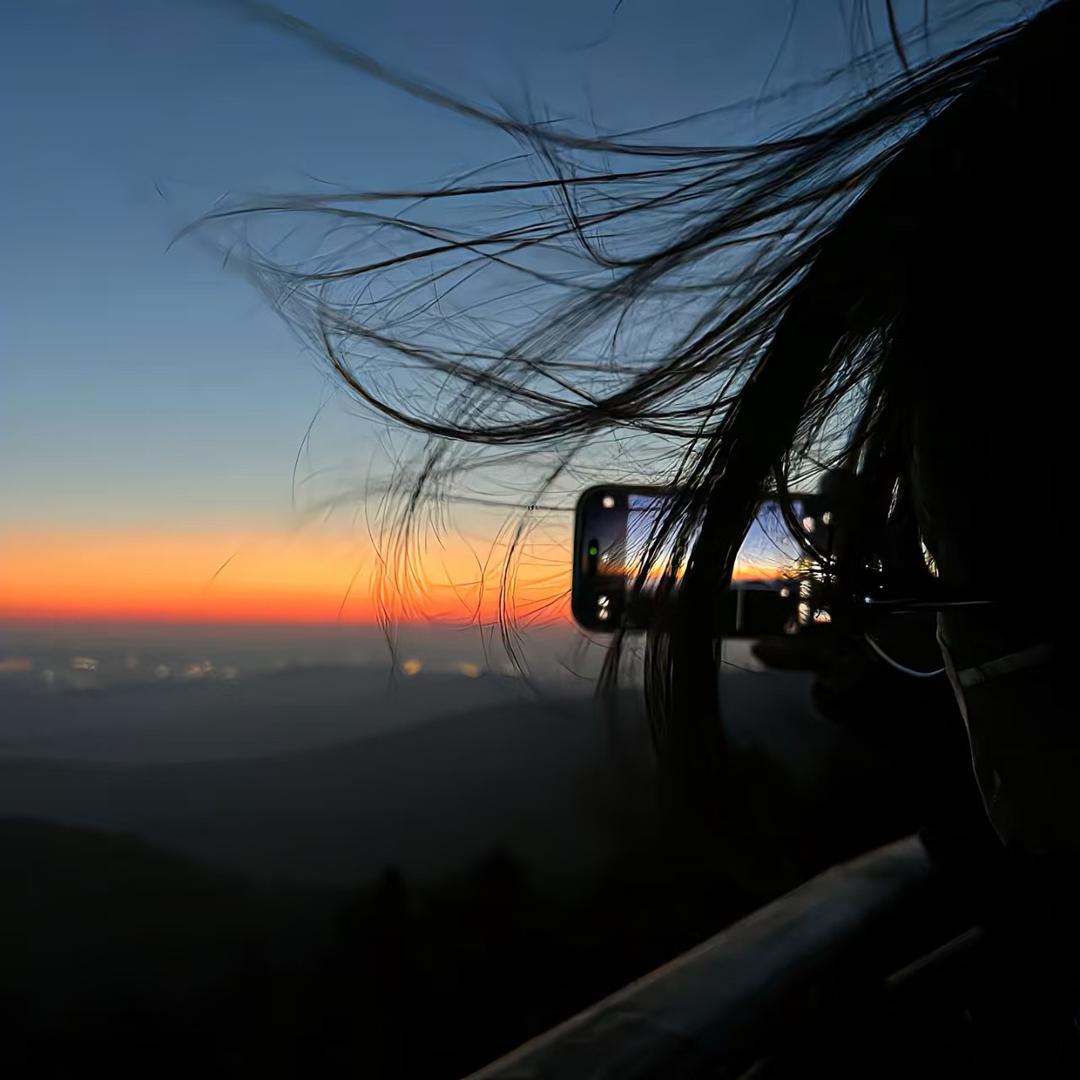 𝑾ǎn璐.            💫