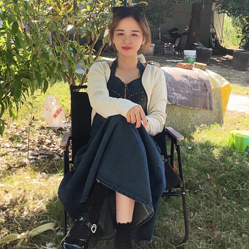 @爱漂亮不太好看