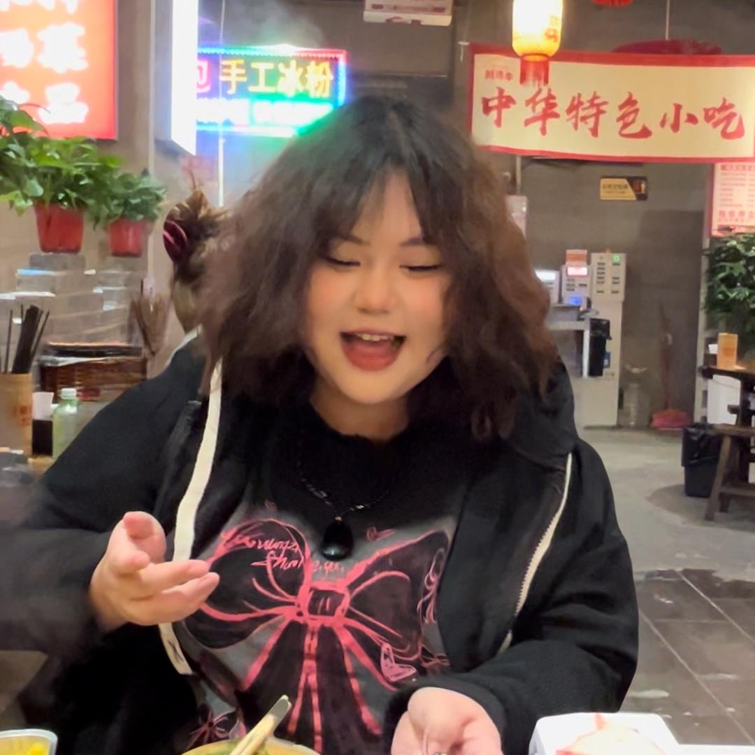 刘丫胖码女装店