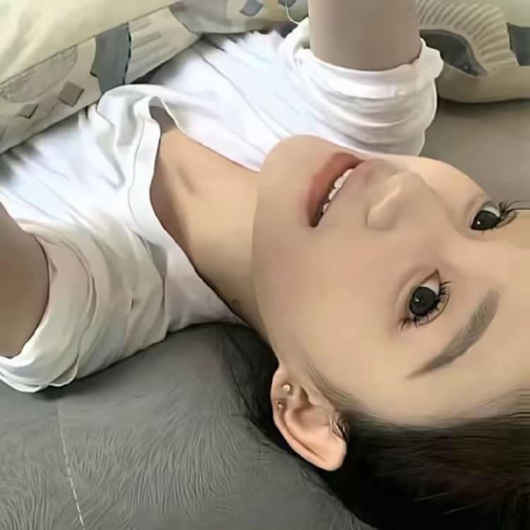 岳小6️⃣.            🪳