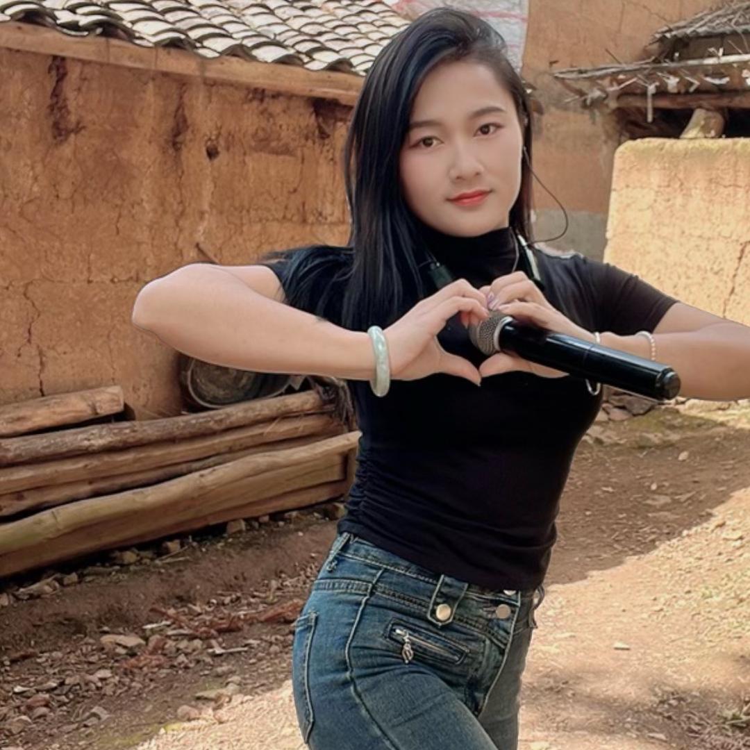 秀秀（饿得很）