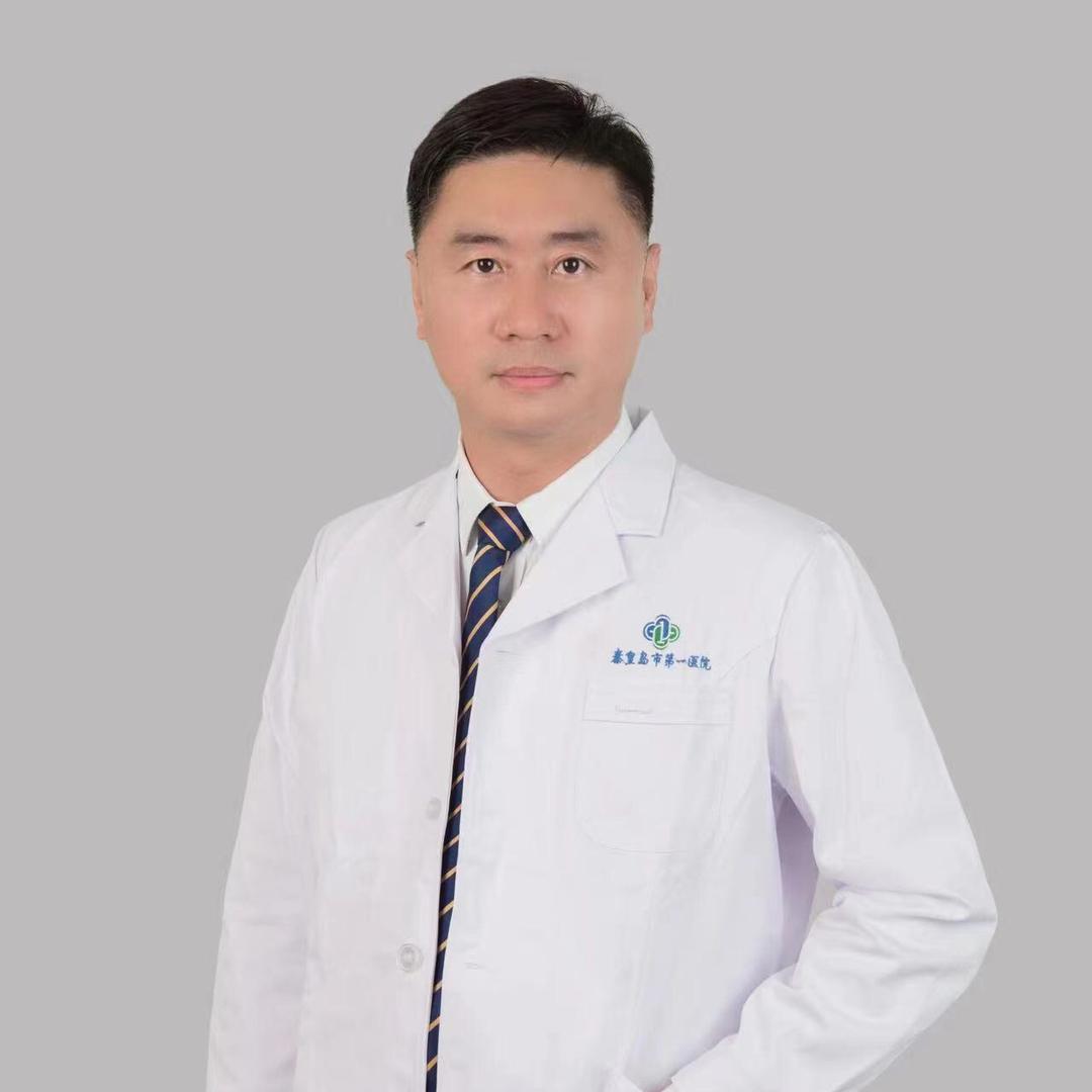 整形医生何洪彬