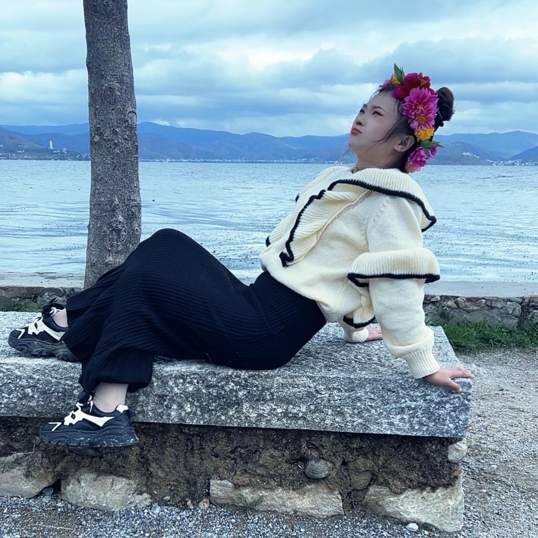 💞ঞᩚ᭄兜里半颗糖ꦿꕥ້໌ᮨ