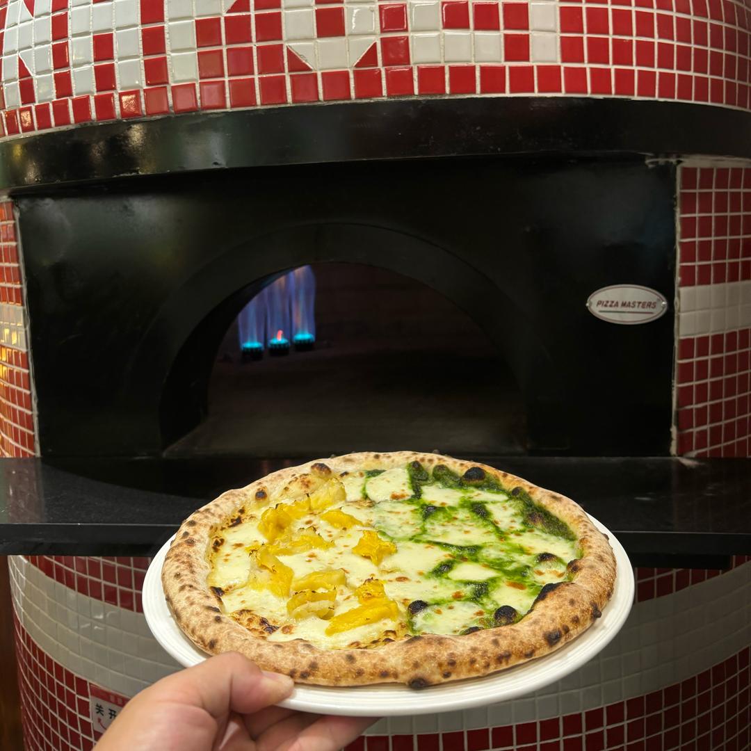 沐享食光窑炉披萨