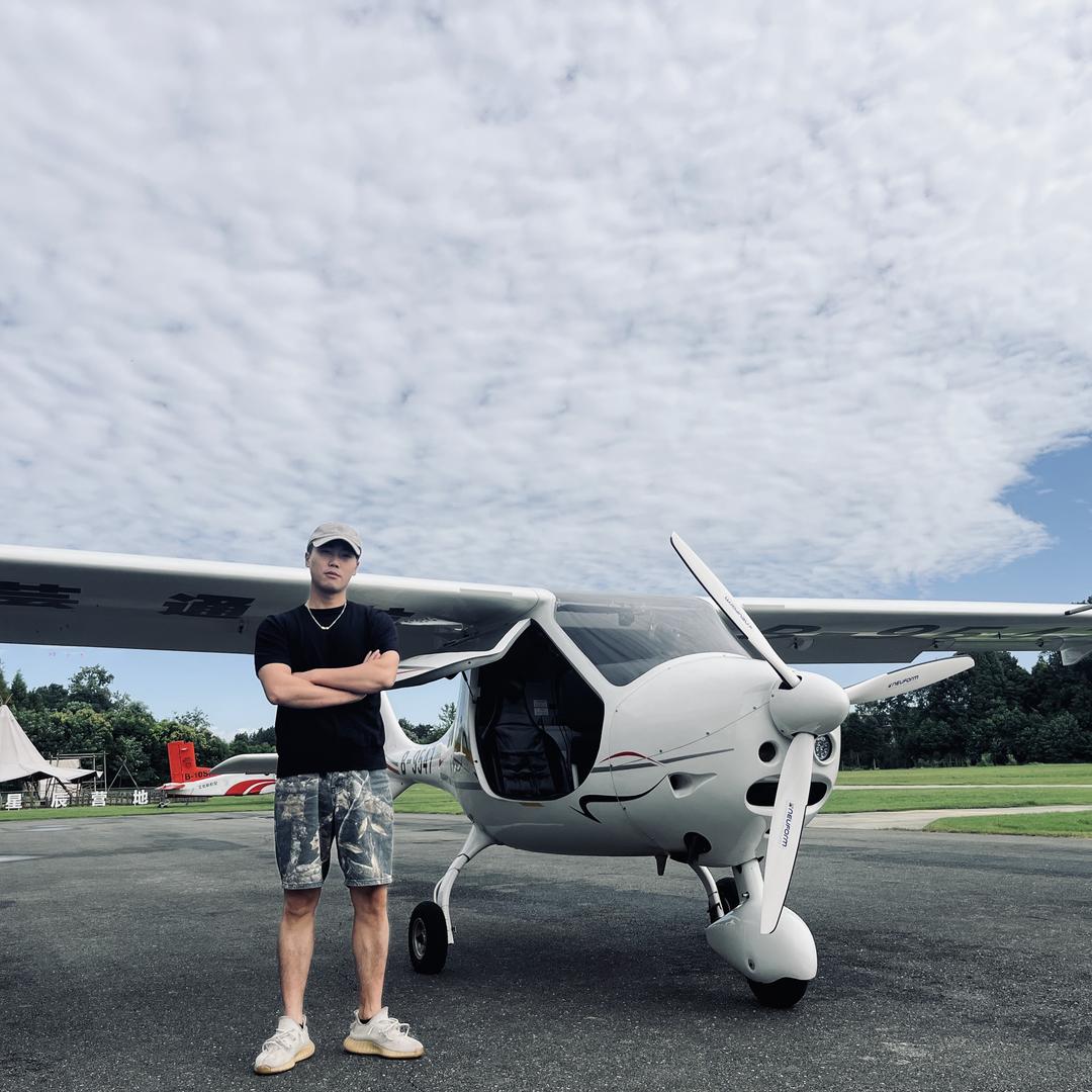 重庆市飞渝服航空科技有限公司