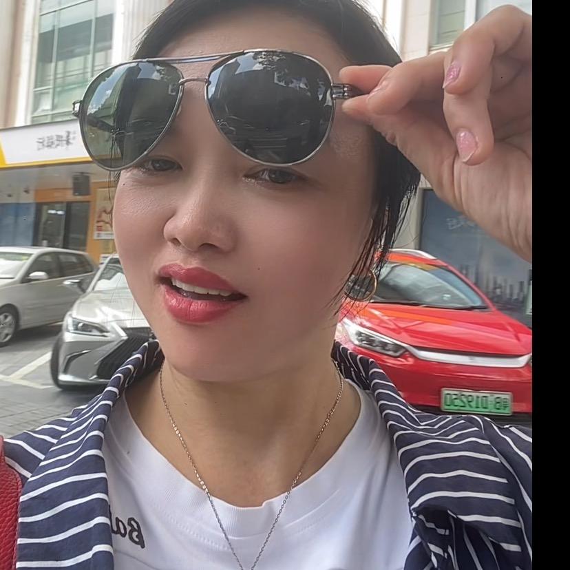 婷婷呀在超市上班