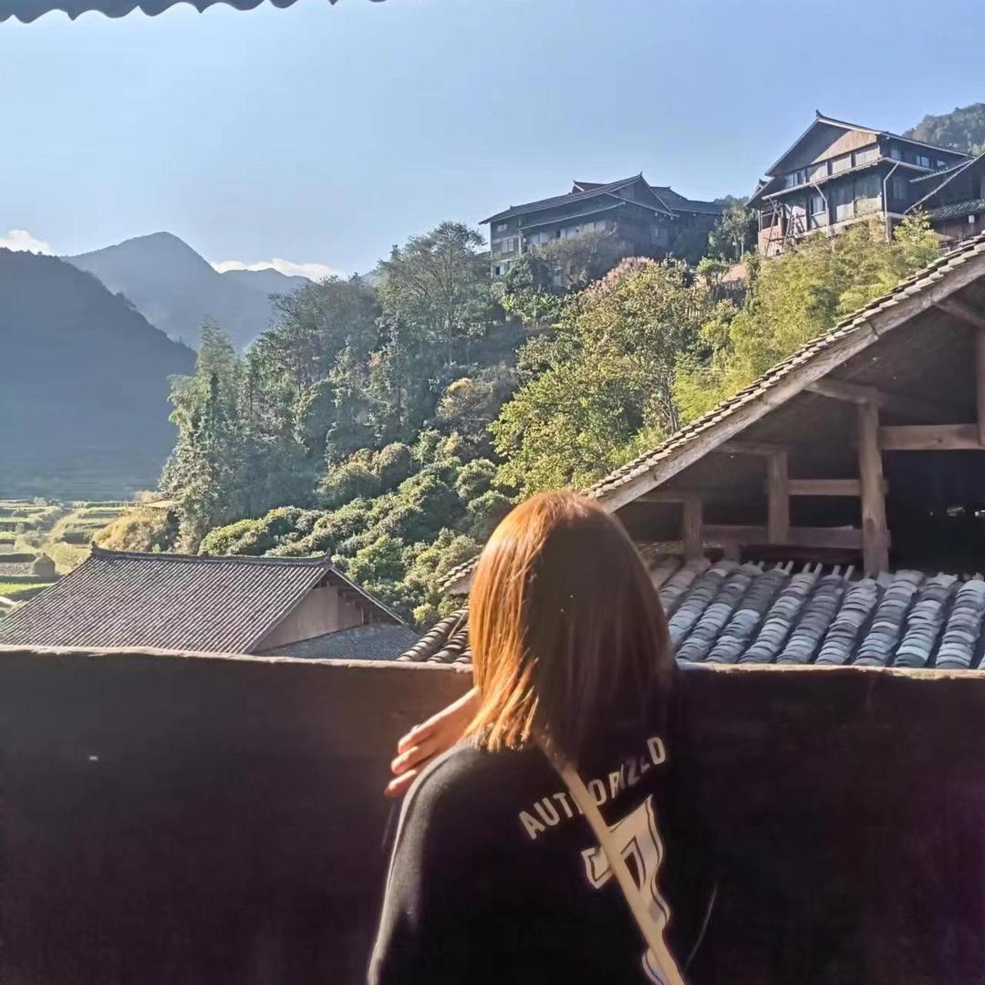 : ༆༴正在加载༻