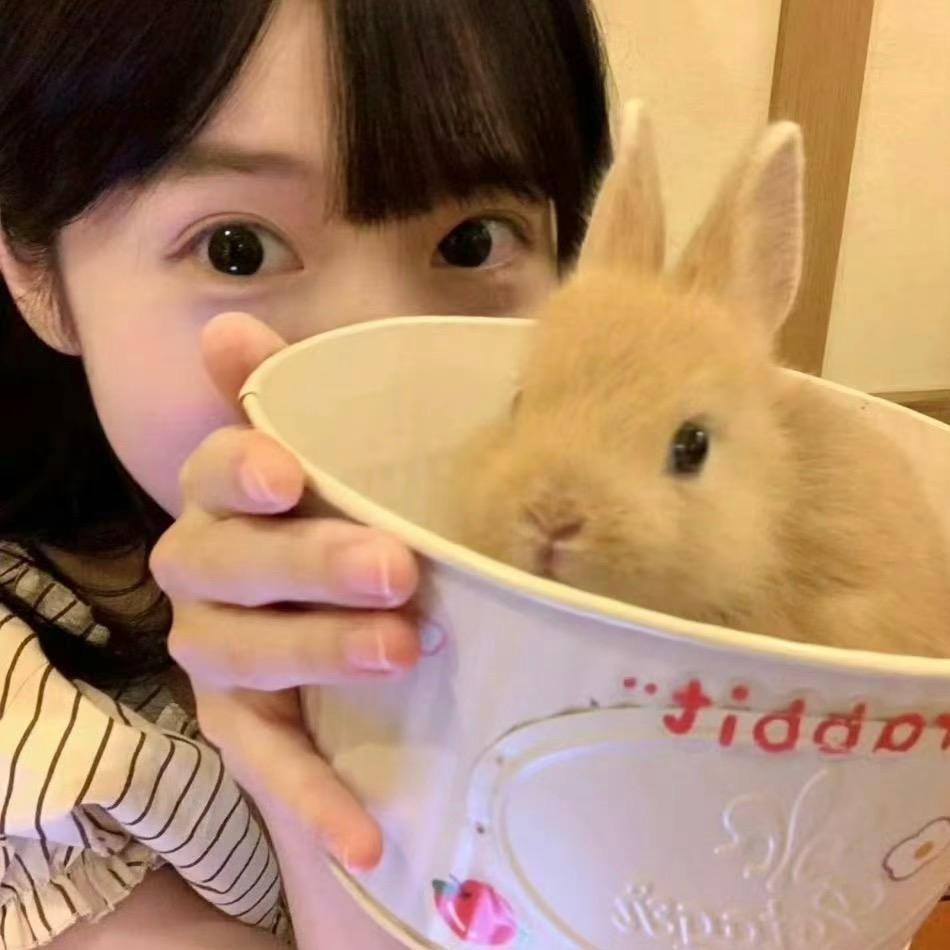 别在背后说我好帅