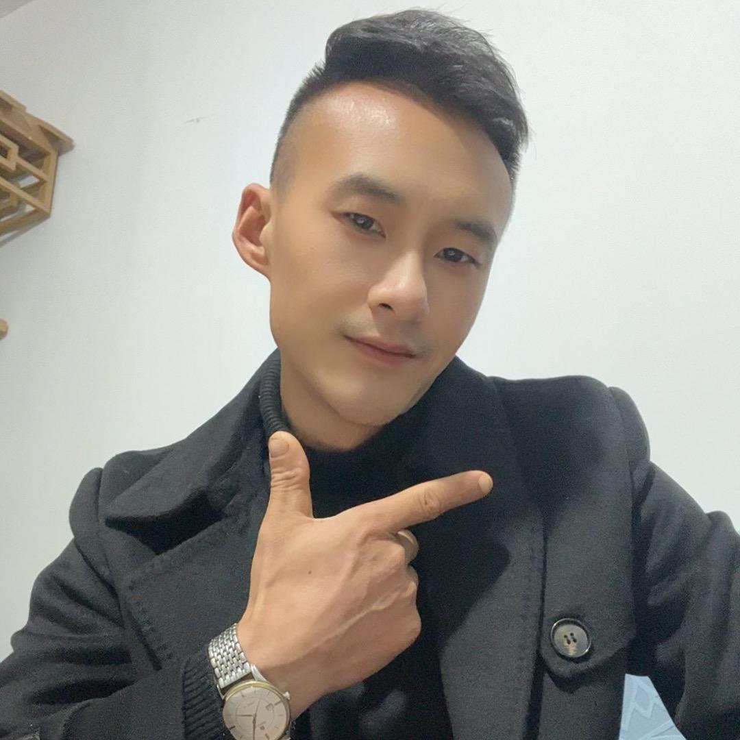 小哥哥奶茶（马山美食城）