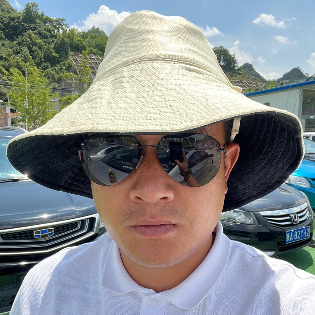 六盘水跑得快二手车行