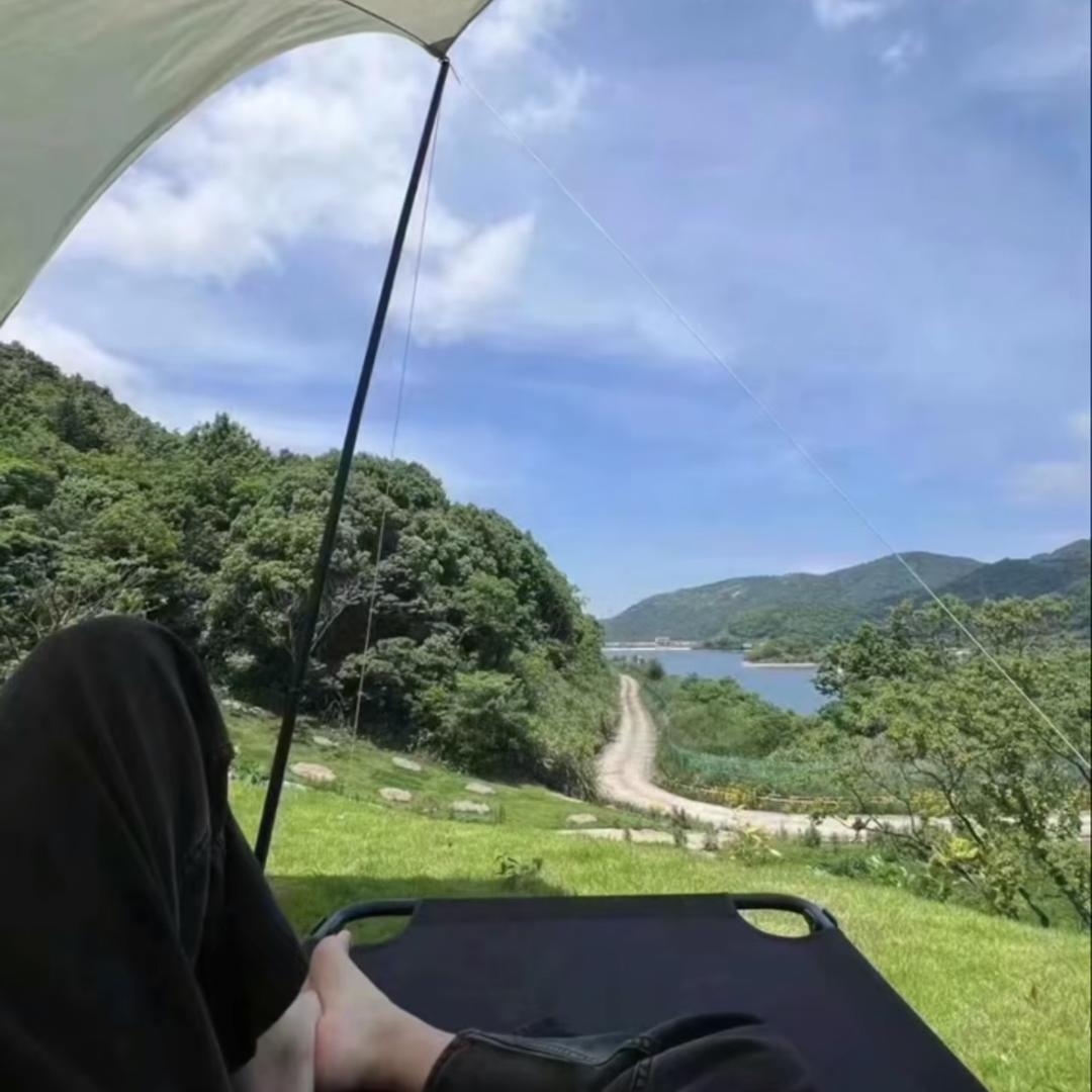 훟