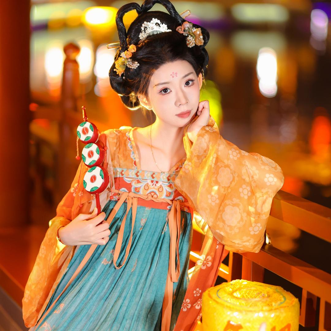 婷仔穿穿穿✌️